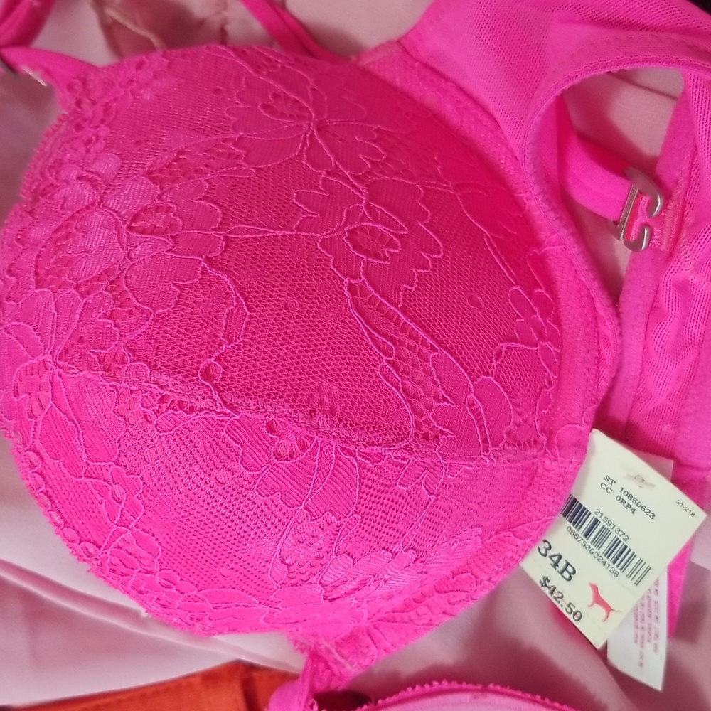 Pink bra - Picture 5 of 5